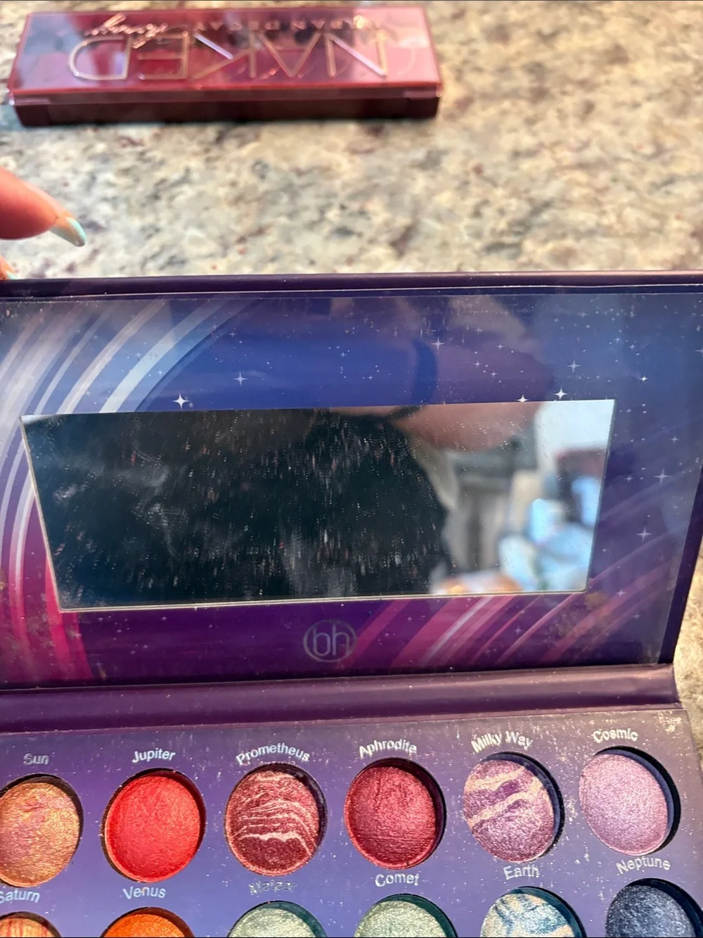 BH Cosmetics Galaxy Chic Eyeshadow Palette - Purple & Pink